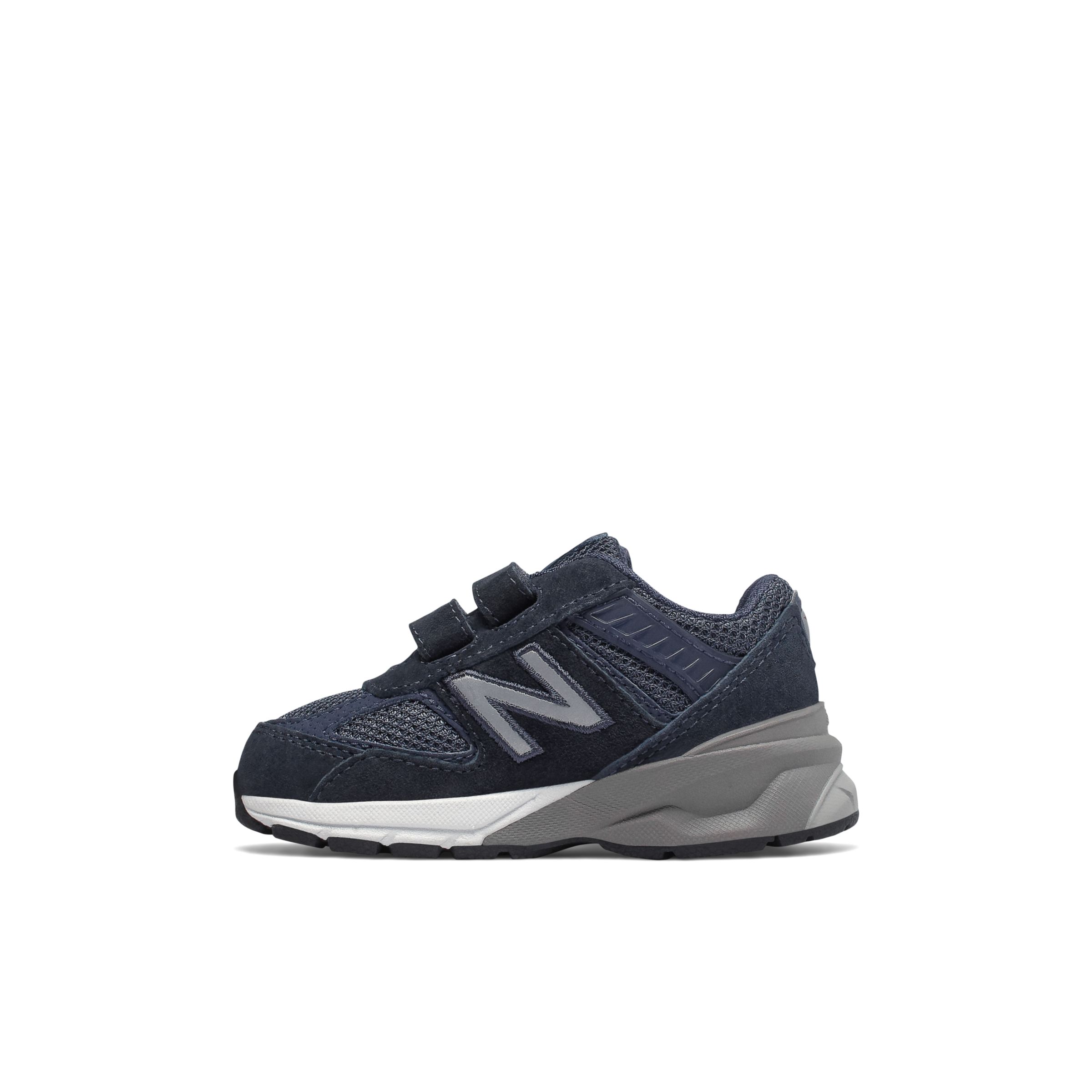 990v5