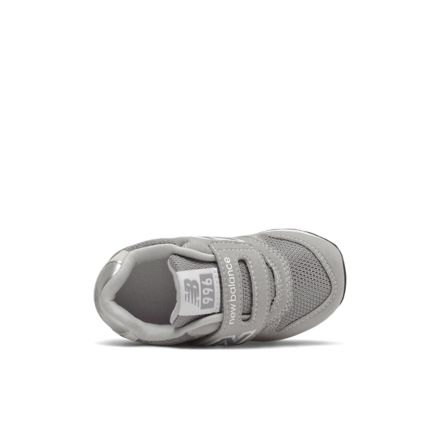 996