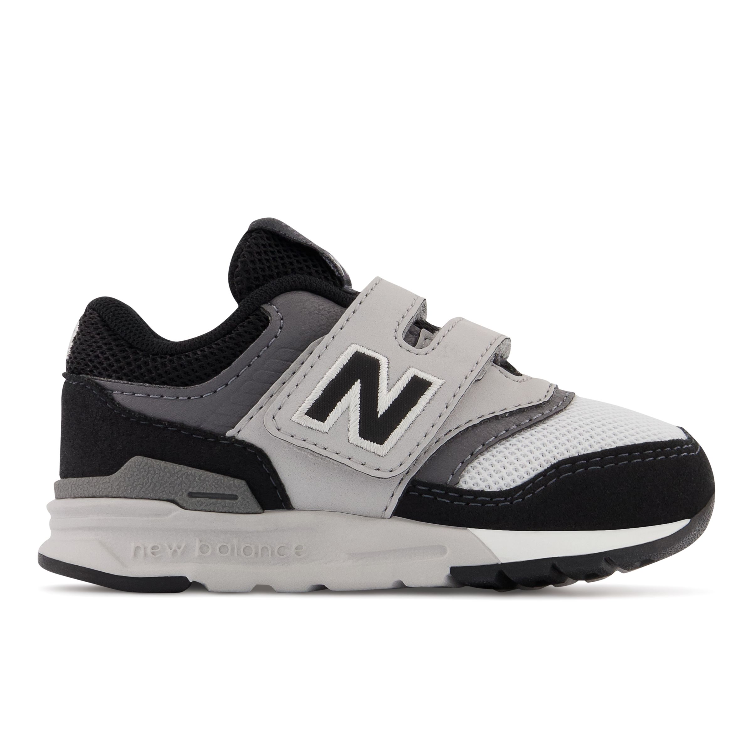 new balance youth j4040v4