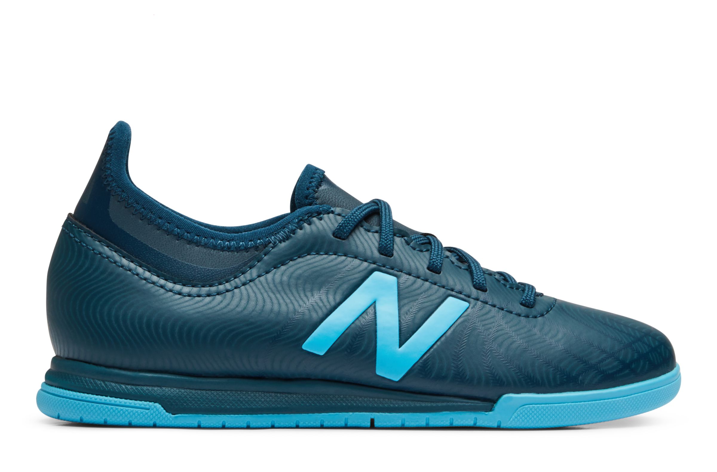 kasut futsal new balance