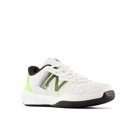 Zapatillas y ropa deportiva para niños - New Balance