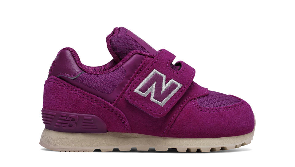 new balance bambina 574 con strappo new balance bambina 574 con strappo