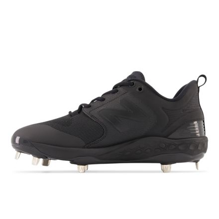 New balance baseball cheap cleats black and gold