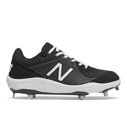 New balance hot sale baseball spikes