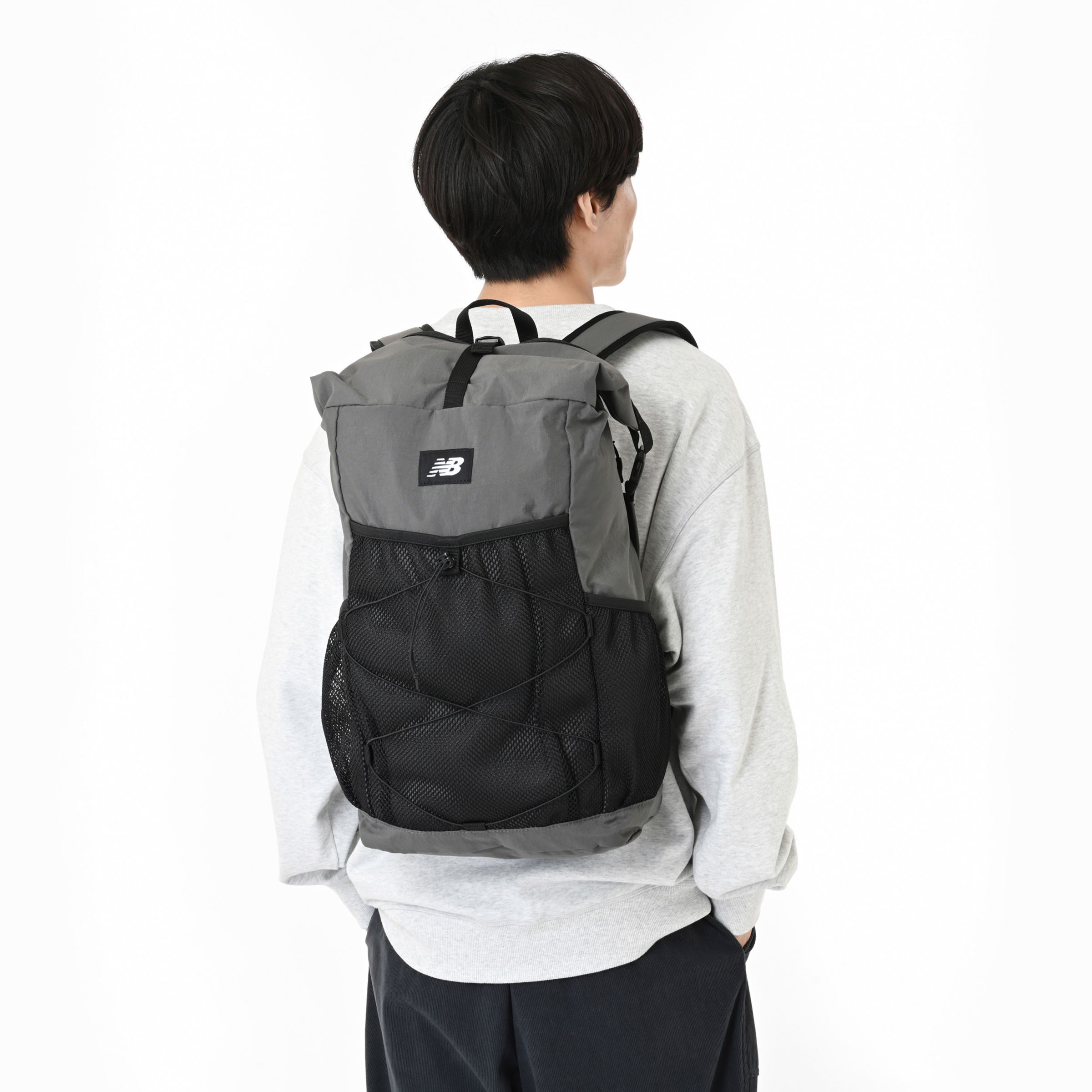 ロールトップバックパック