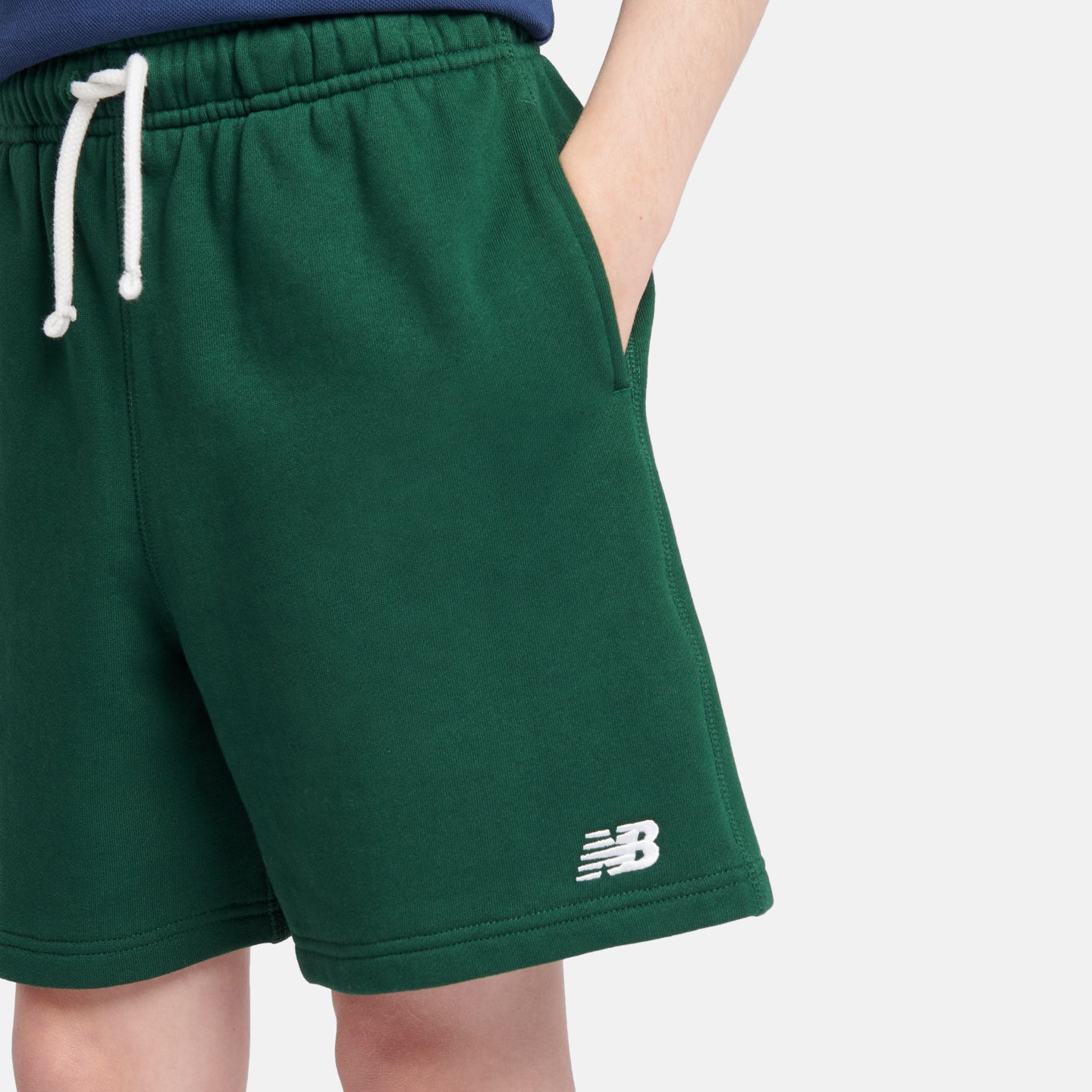 Детские шорты New Balance French Terry Small Logo Short, цвет: Зелёный — фото 2