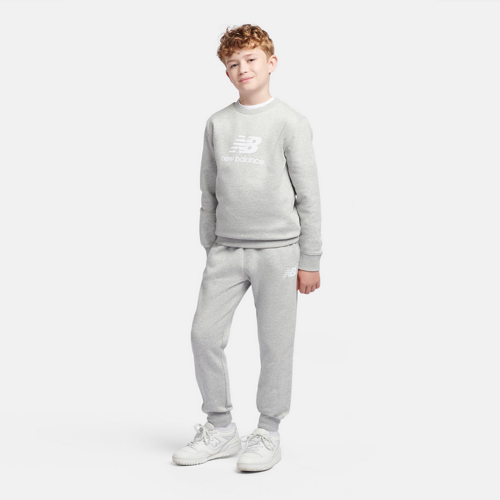 Детские брюки New Balance Brush Back Stacked Logo Jogger — фото 2