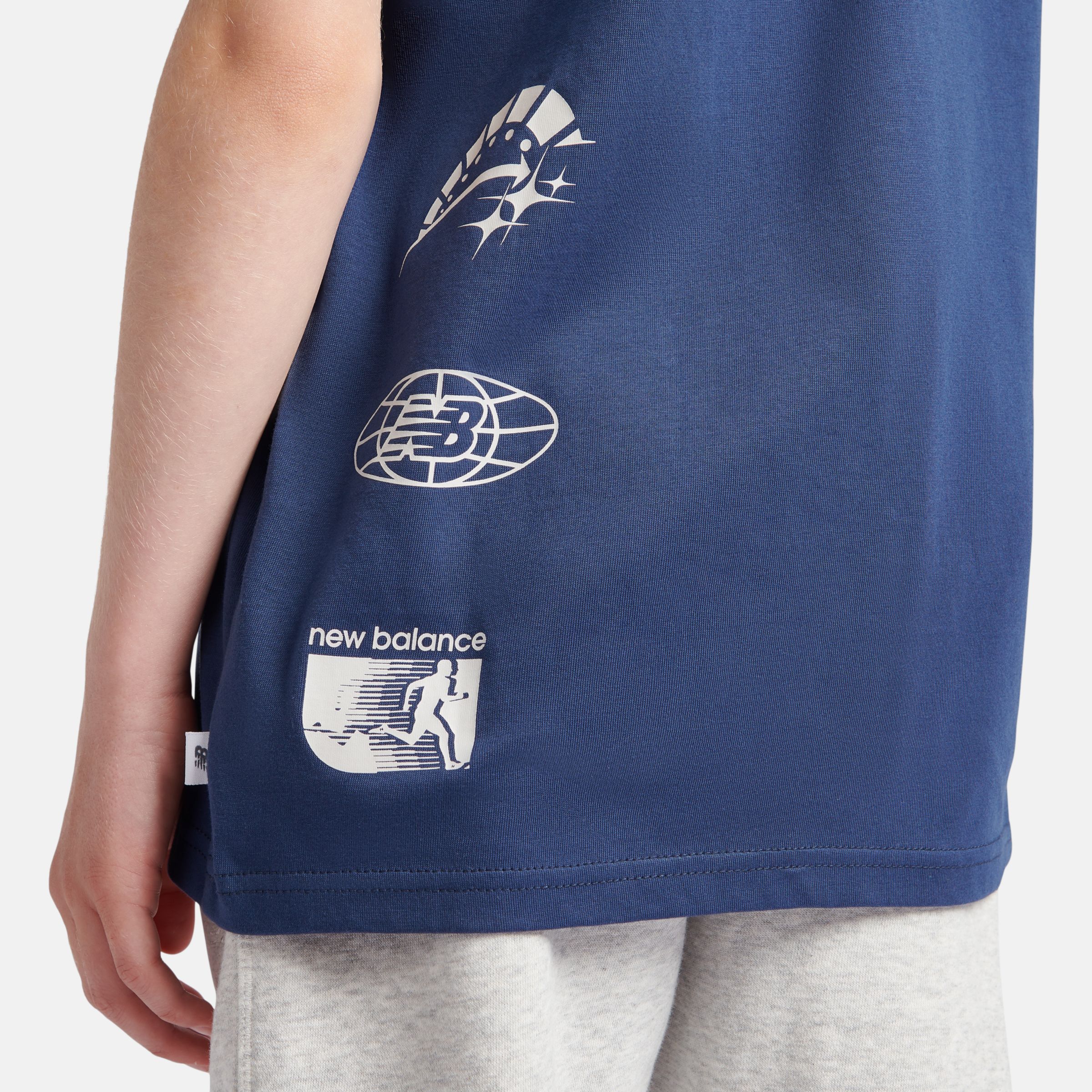 Global 連肩袖圓領上衣