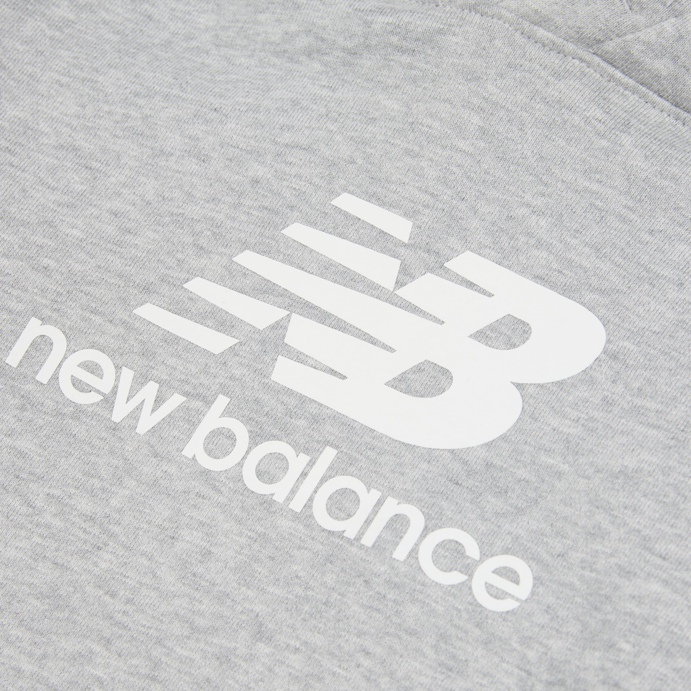 Chandail &agrave; capuchon avec logo superpos&eacute; en tissu &eacute;ponge