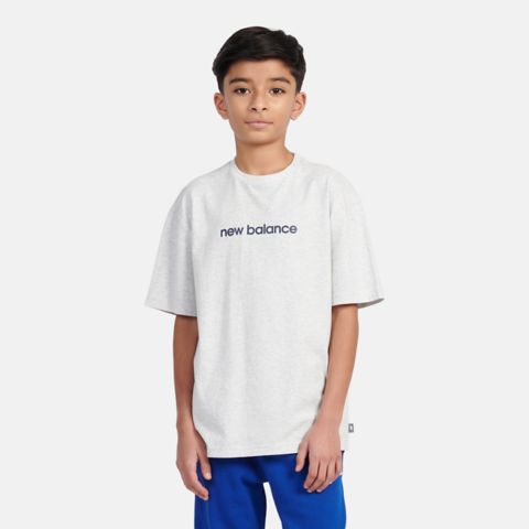 Детская футболка New Balance Baseball Player Back Graphic, цвет: Пепельный меланжевый