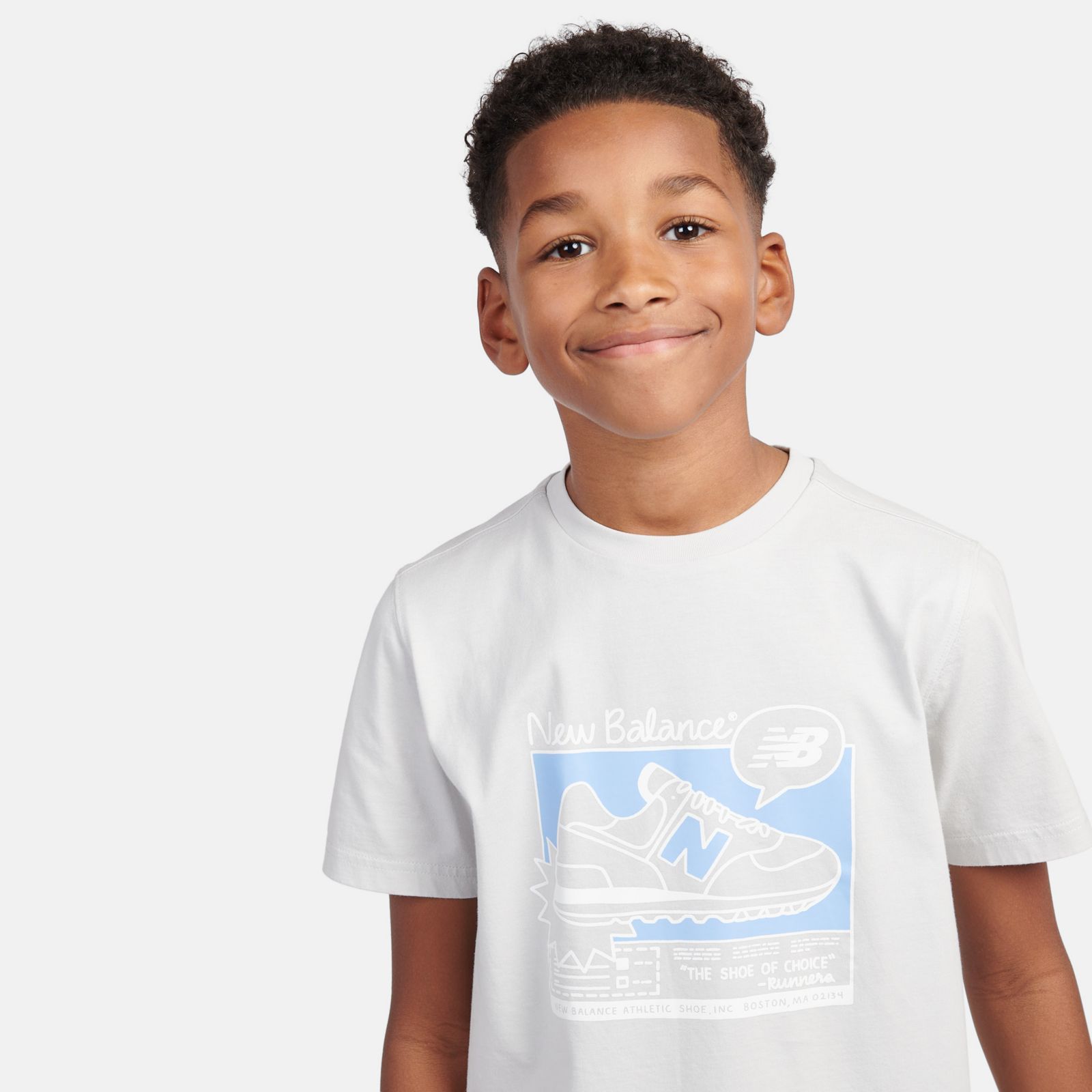 Детские кроссовки New Balance Sneaker Poster Graphic T-Shirt — фото 3