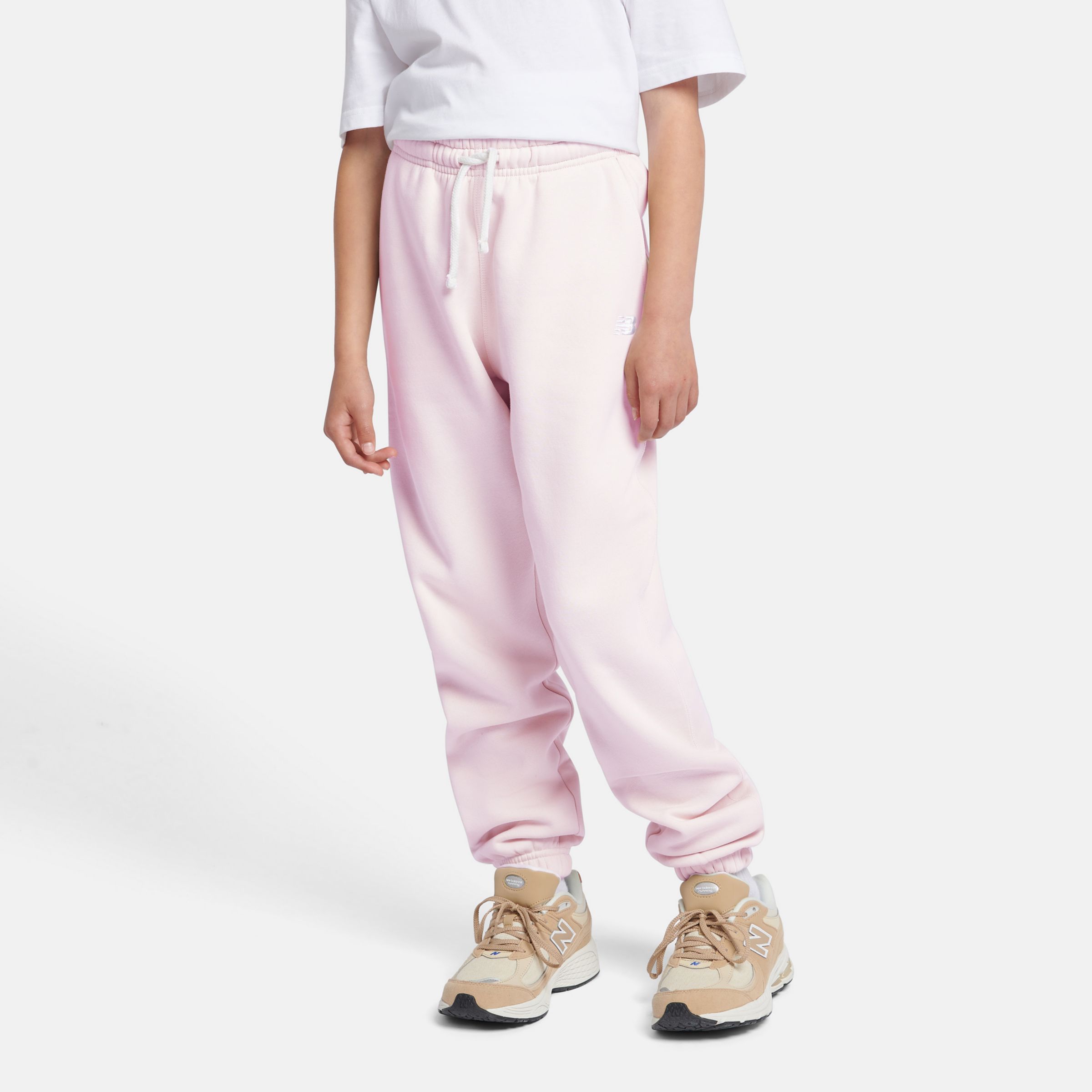 New Balance  Flickor Brush Back Small Logo Jogger i Pink Cotton Fleece, Storlek 14-15 år