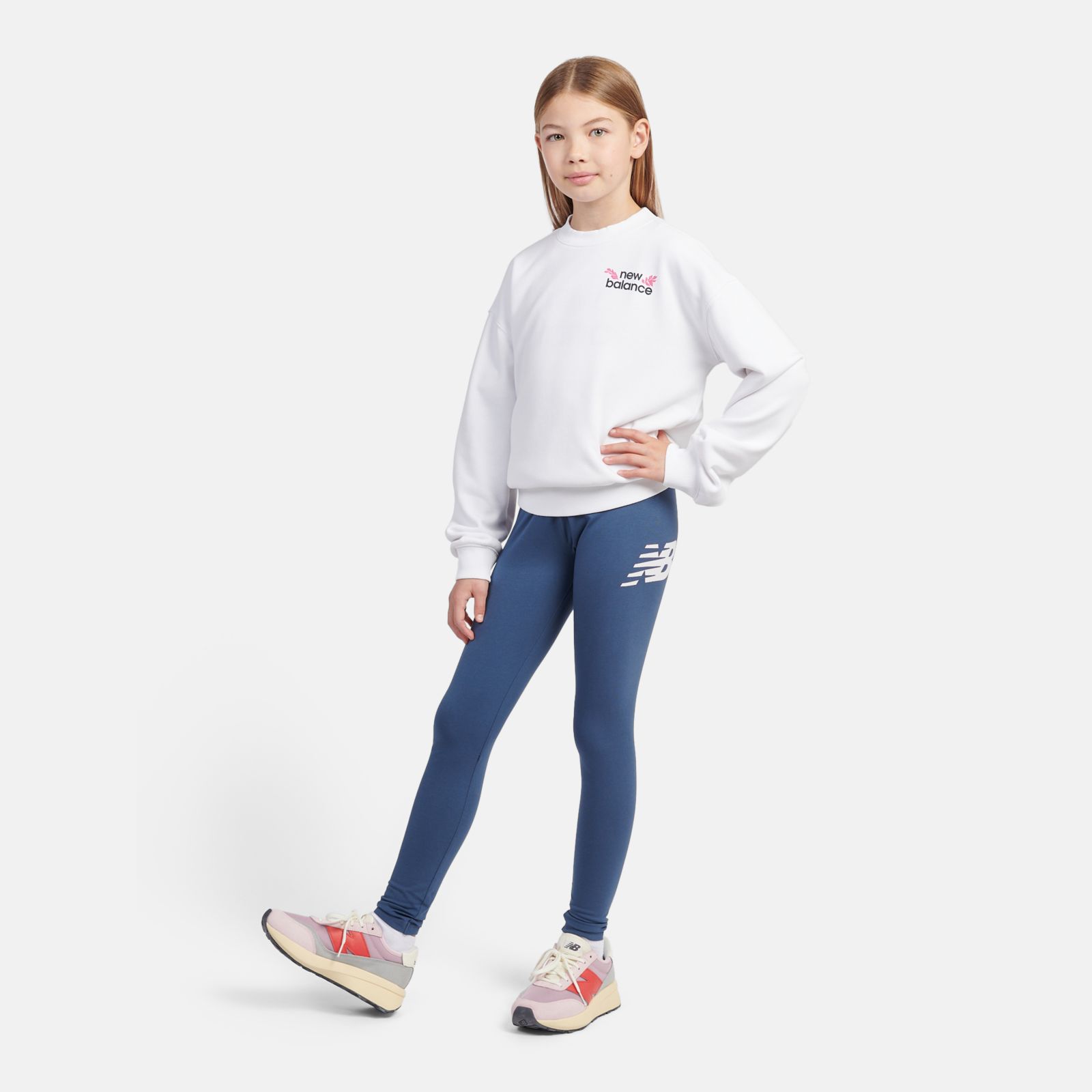 Детские брюки New Balance Stacked Logo Legging — фото 2