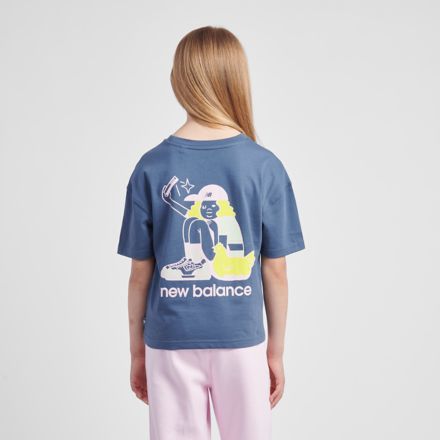 Selfie Girl Graphic T-Shirt