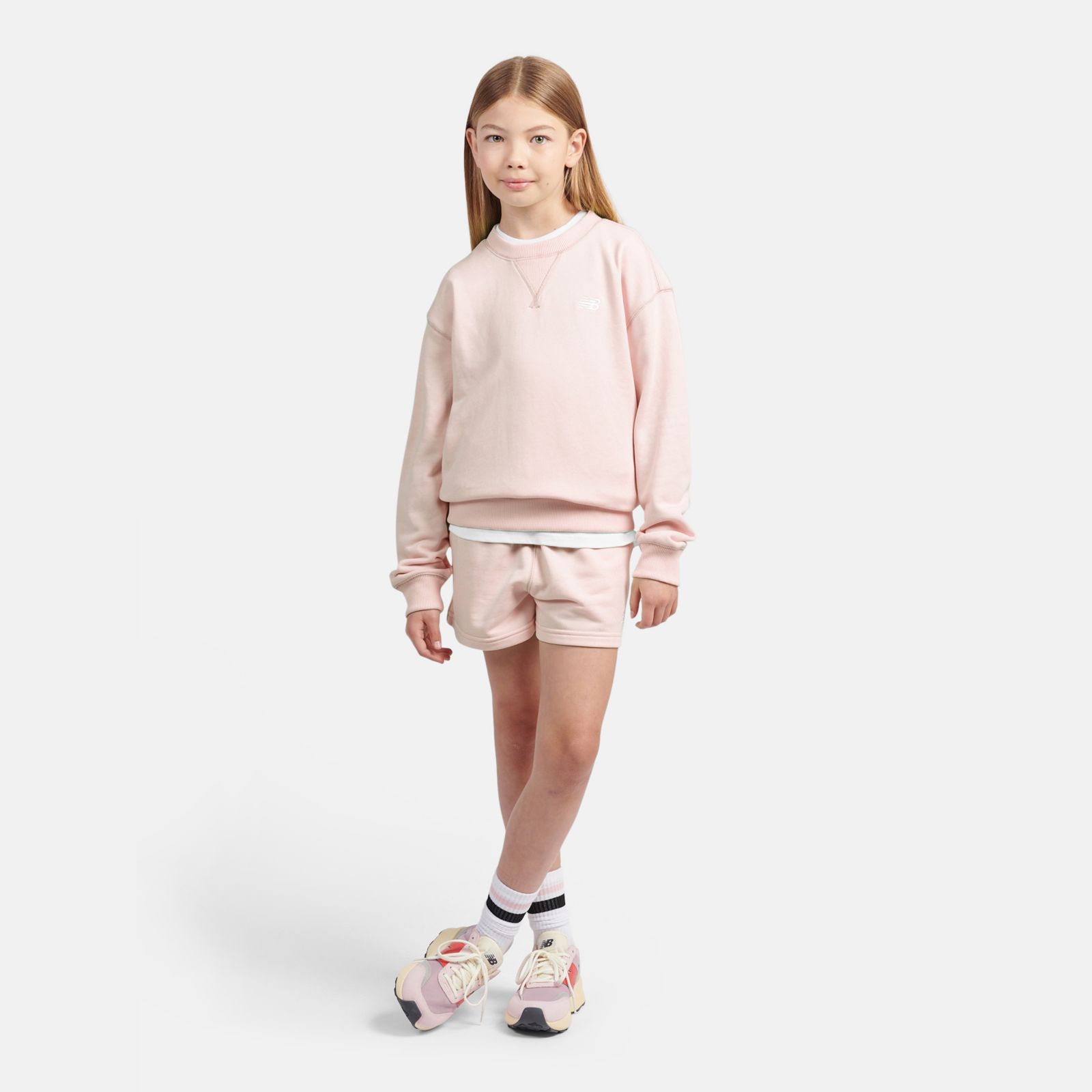 Детские худи New Balance FT Small Logo Crew — фото 2