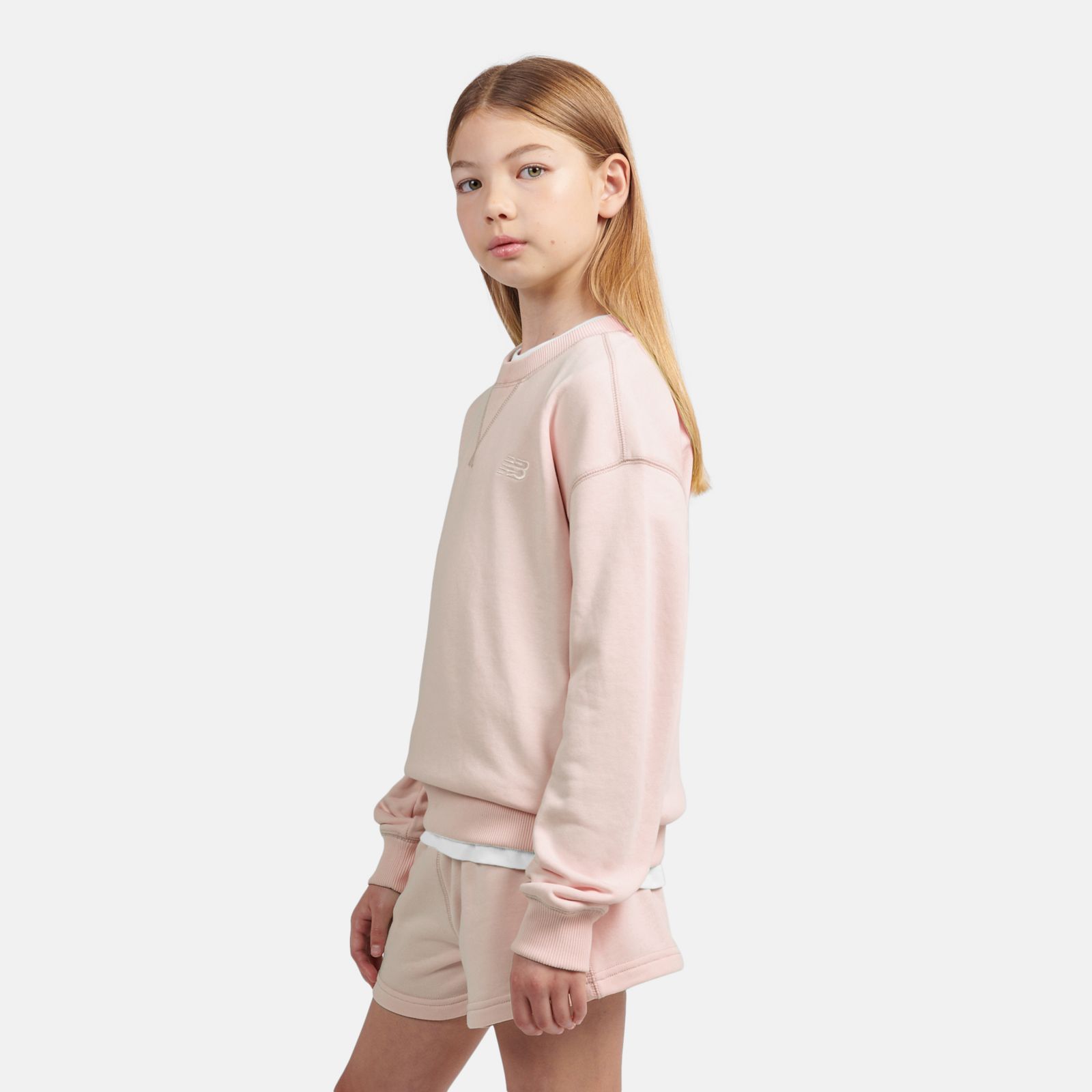 Детские худи New Balance FT Small Logo Crew — фото 4