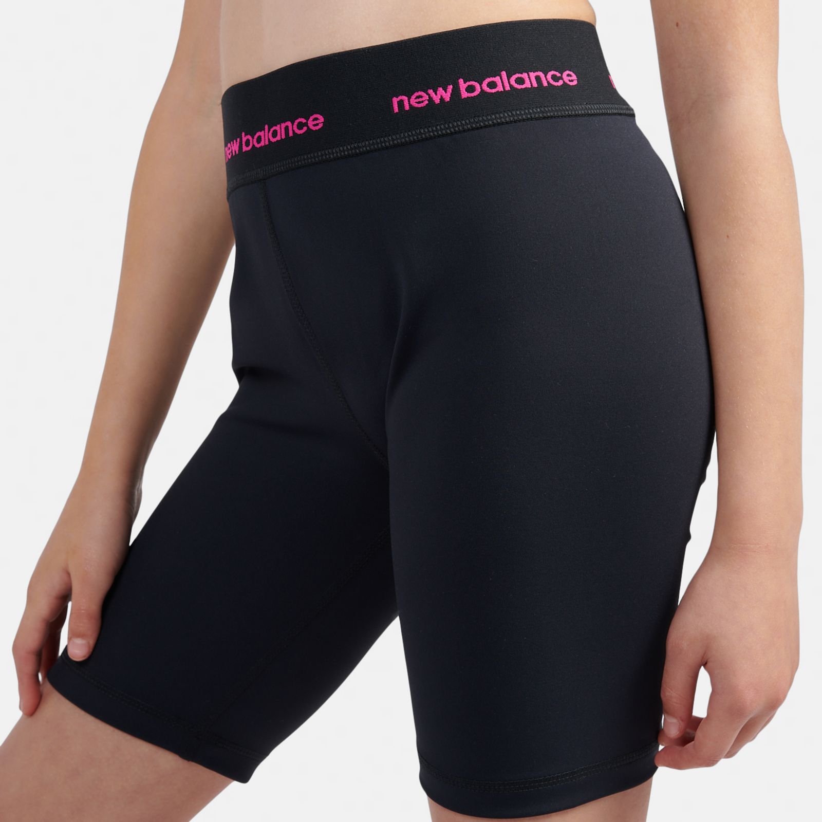 Детские брюки New Balance Harmony High Rise Sport Cycle Short — фото 3