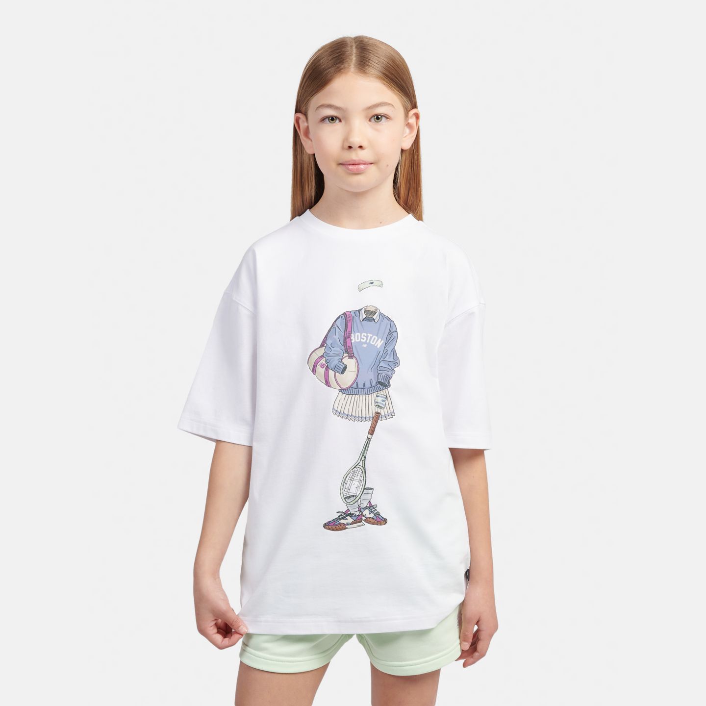 Детская футболка New Balance Tennis Girl Graphic, цвет: Яркий белый — фото 1