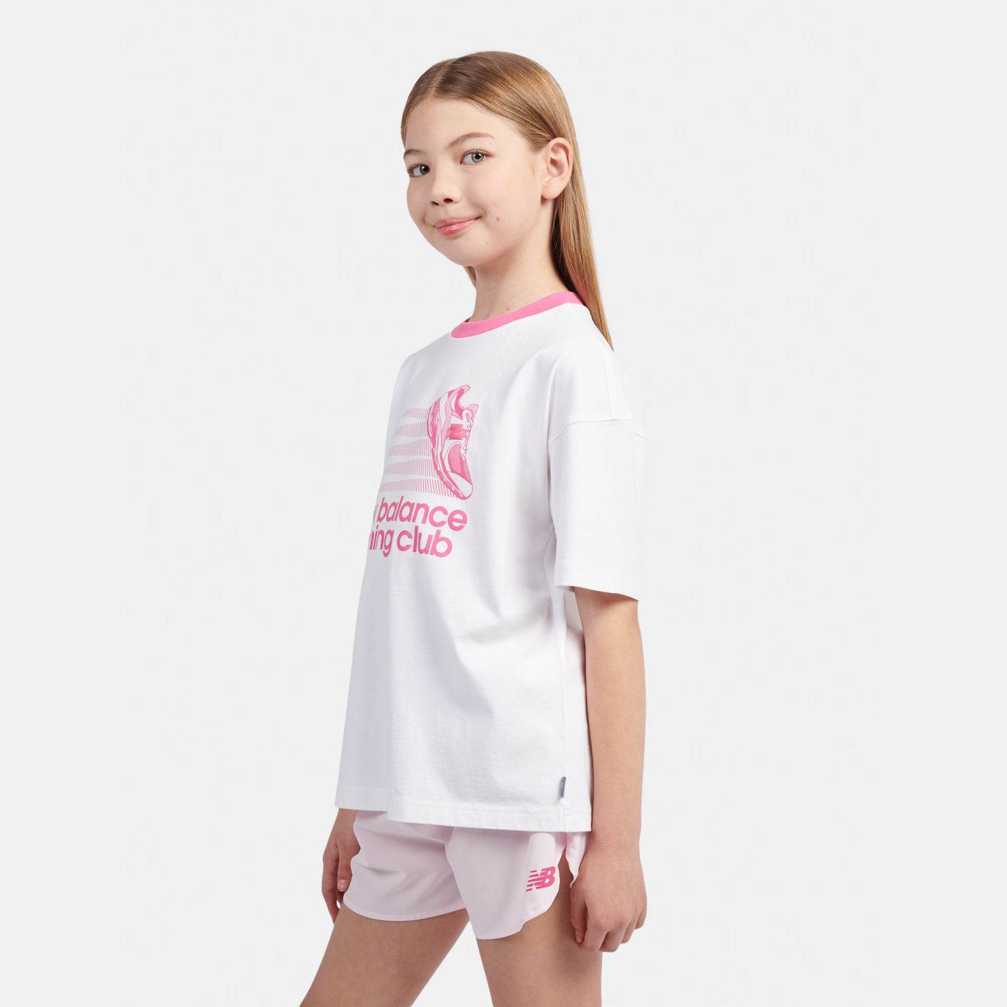 Детская футболка New Balance Running Club с принтом, цвет: Яркий белый — фото 4