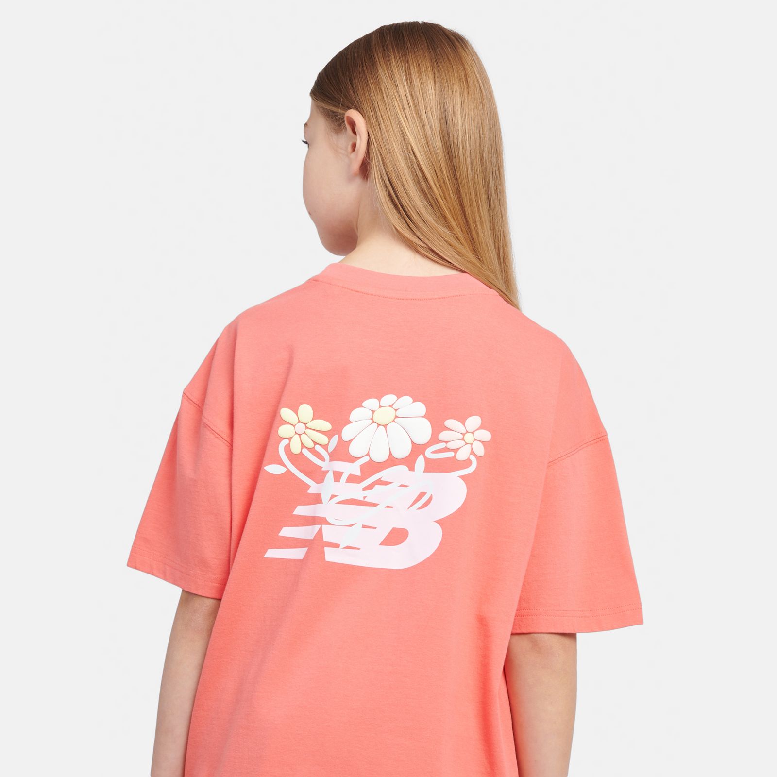 Детские футболки New Balance Floral Vines Back Graphic T-Shirt — фото 2