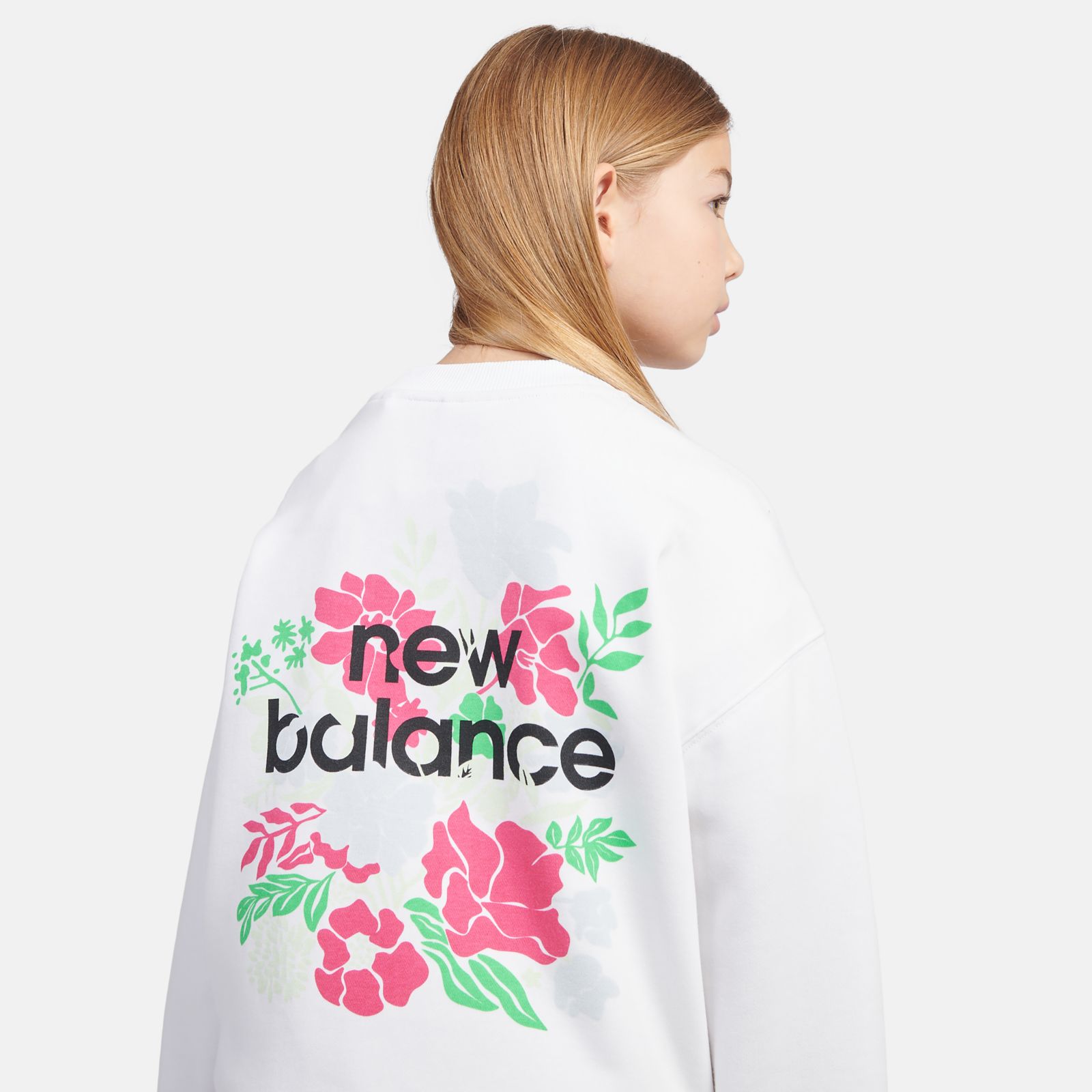 Детские худи New Balance Floral Back Graphic Crew — фото 2