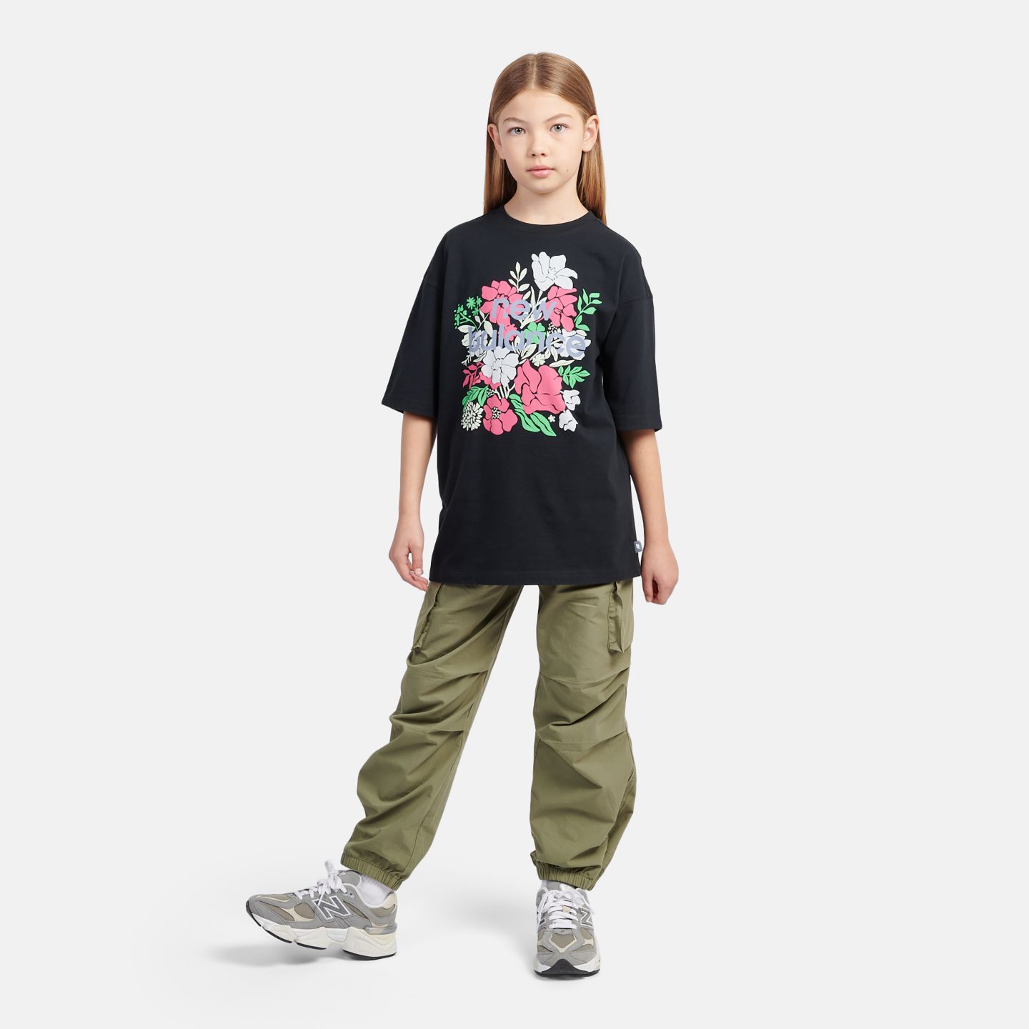 Детская футболка New Balance Stacked Floral Graphic, цвет: Чёрный — фото 2