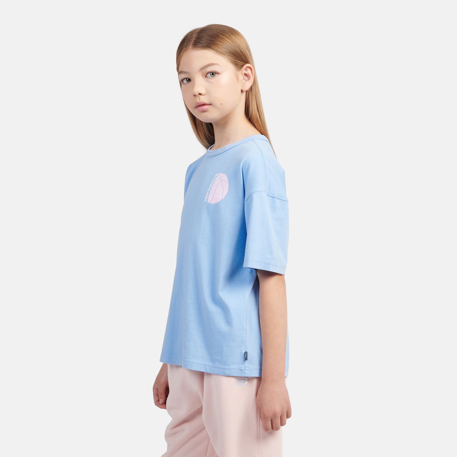 Детские футболки New Balance Hoops Court Graphic T-Shirt — фото 4
