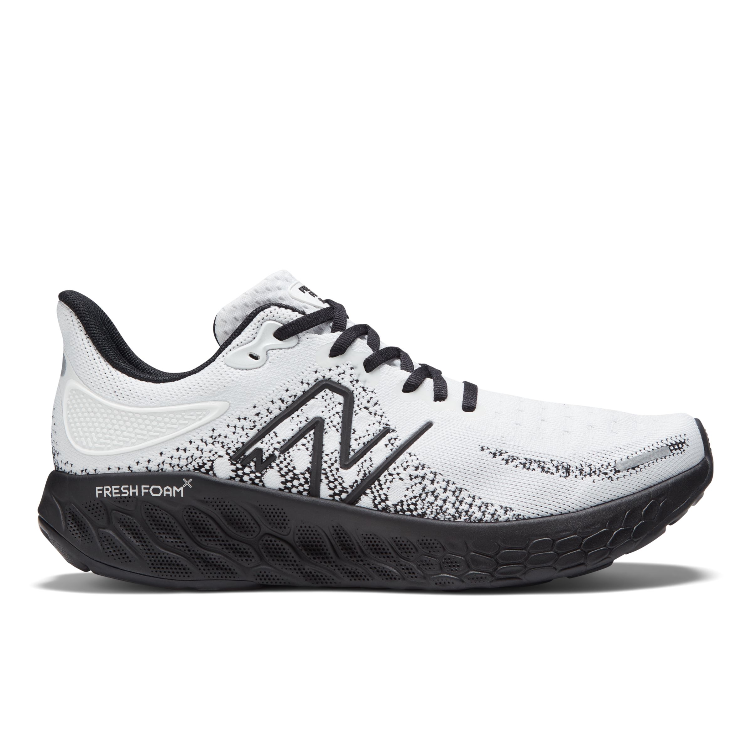 New Balance Homme Fresh Foam X 1080v12 en White/blanc/Black/Noir, Synthetic, Taille 46.5