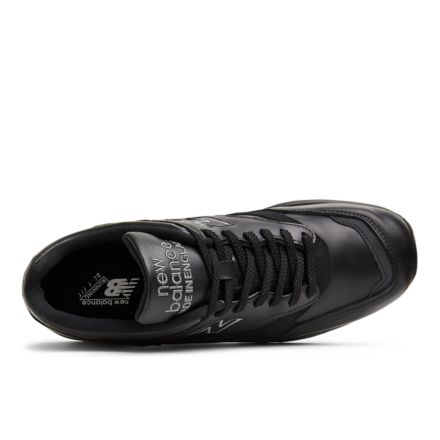 All black outlet new balance 1500