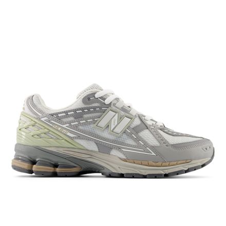 Clearance womens new balance shoes best sale