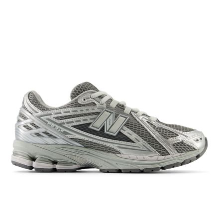 New balance shoes for men on sale online