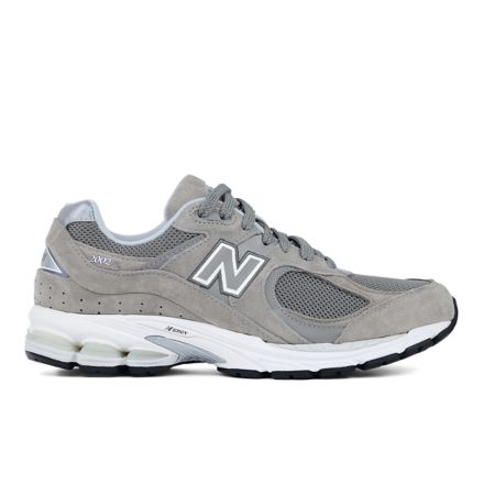 new balance mens 2002r shoes