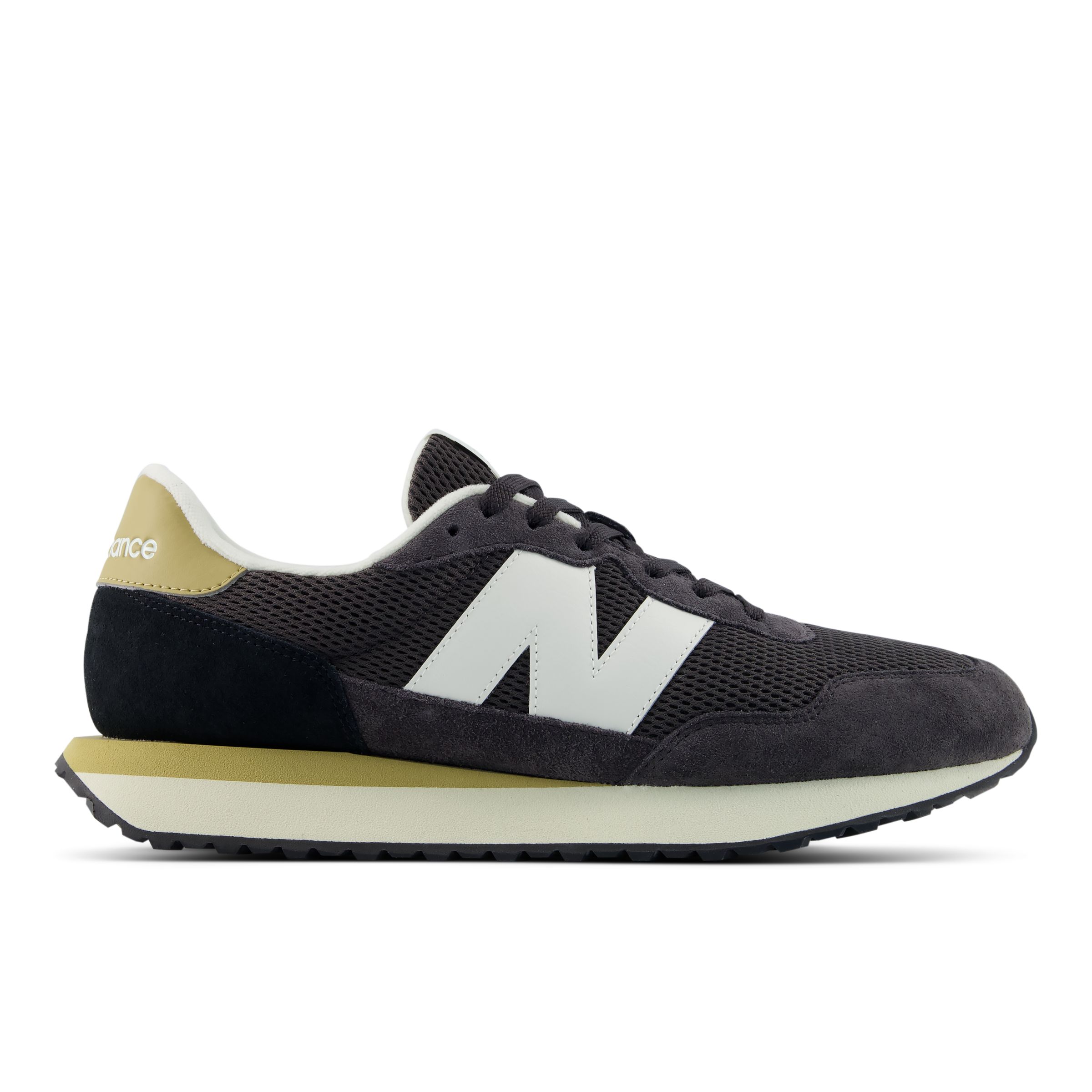 237, BLACK CEMENT with SEA SALT and QUICKSAND