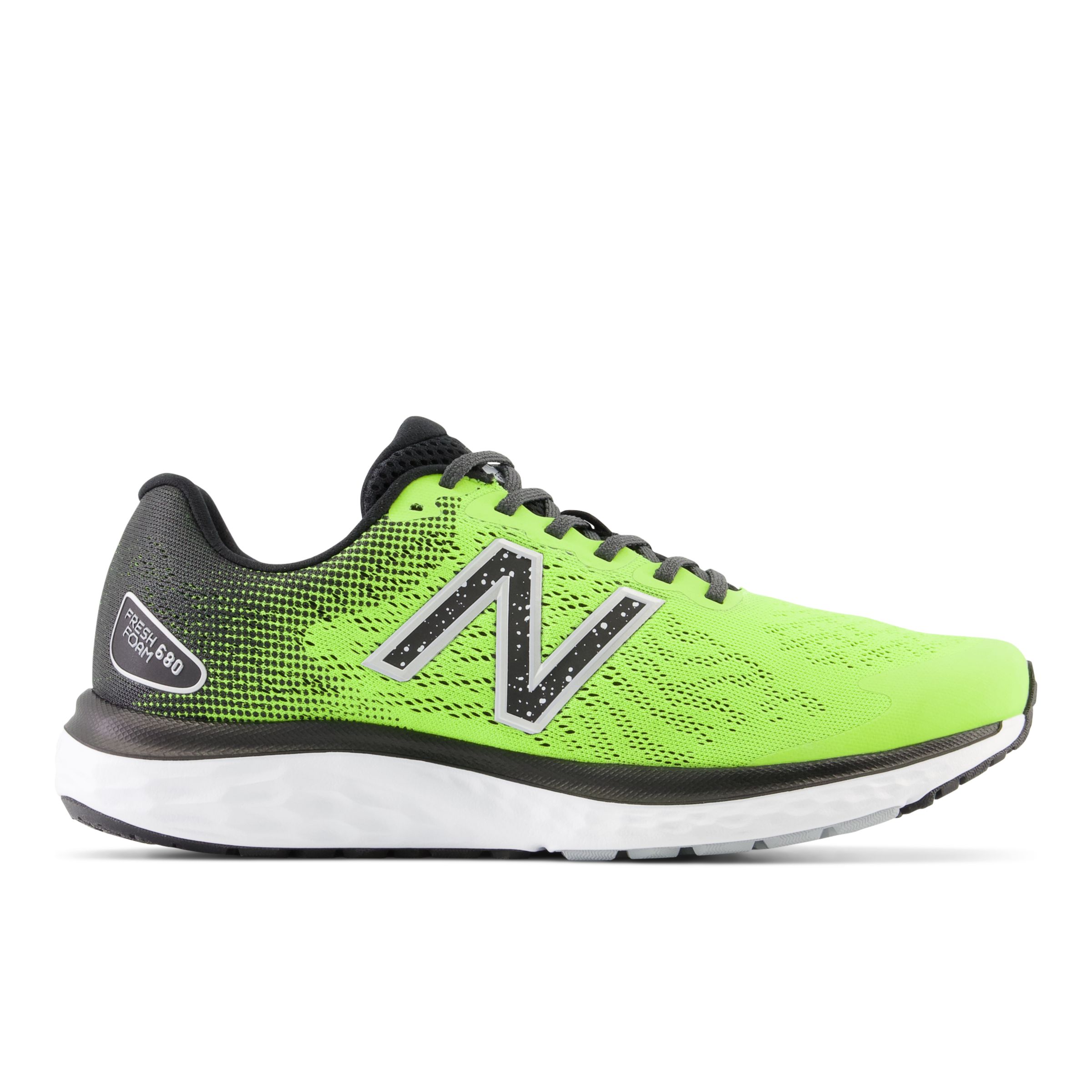 New Balance Men's Fresh Foam 680v7 in Green/Black/Grey Textile, size 6.5