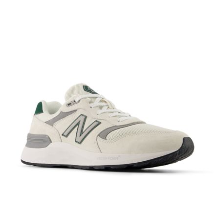 Fresh Foam X Walking 880 v7, SEA SALT with SILVER METALLIC with NIGHTWATCH GREEN, M8805F6