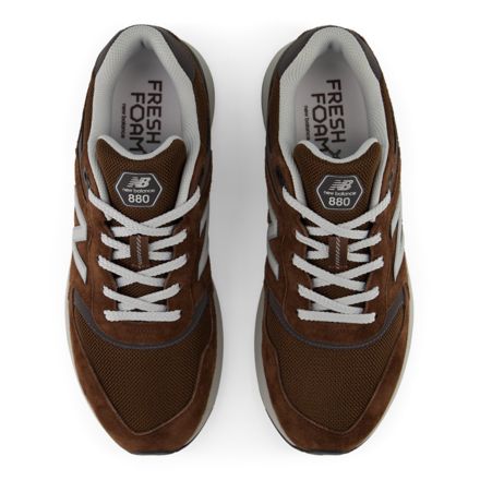 Fresh Foam X Walking 880 v7
