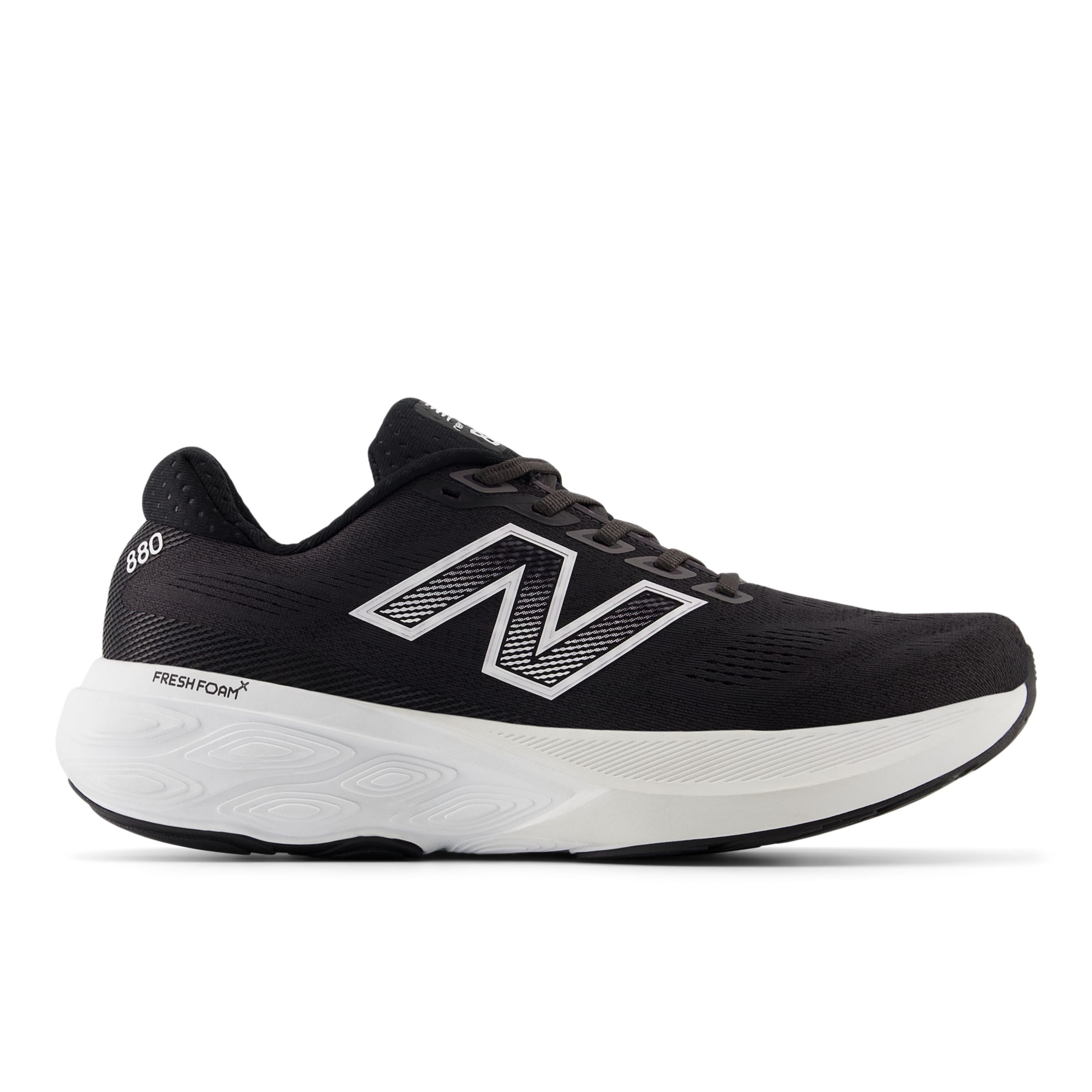 New Balance Men's Fresh Foam X 880v15 in Black/White/Grey Synthetic, size 11 Wide