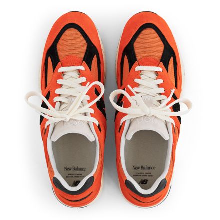 MADE in USA 990v2