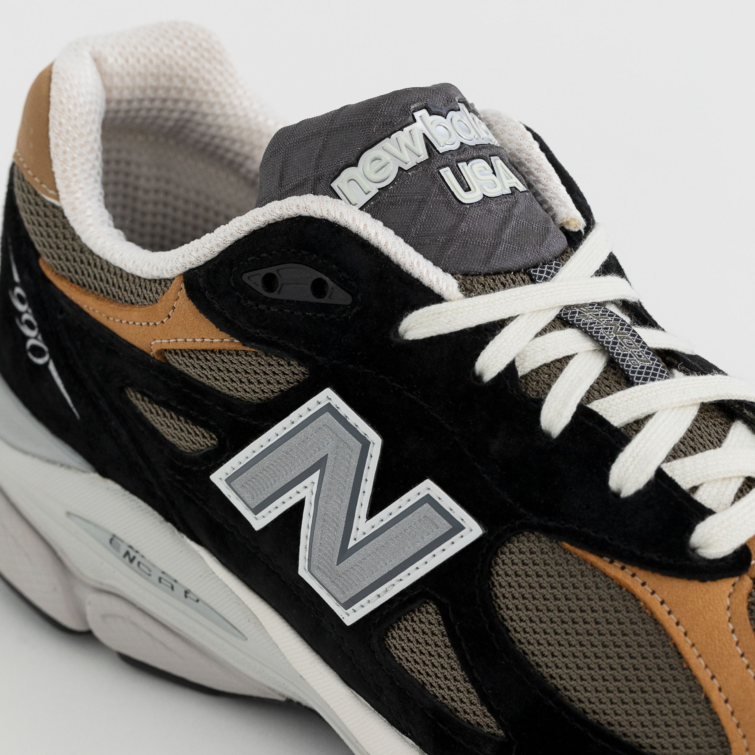 Men's MADE in USA 990v3 Shoes - New Balance