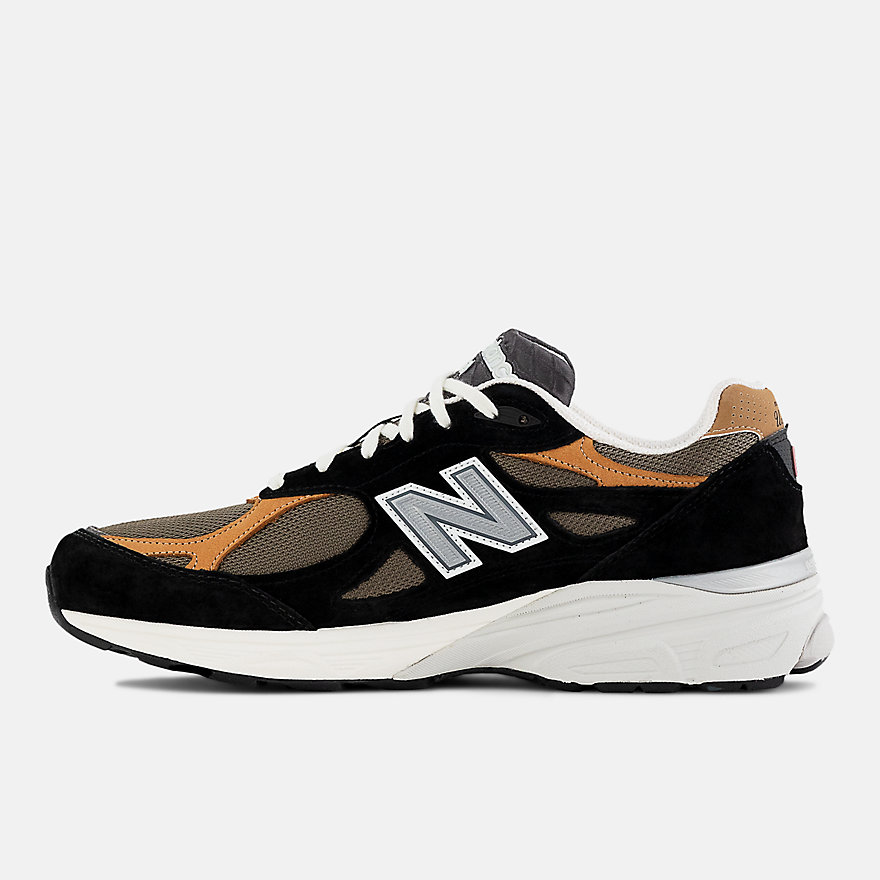 Men's MADE in USA 990v3 Shoes - New Balance Men's MADE in USA 990v3 Shoes - New Balance