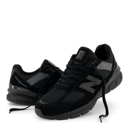 All black shop new balance womens