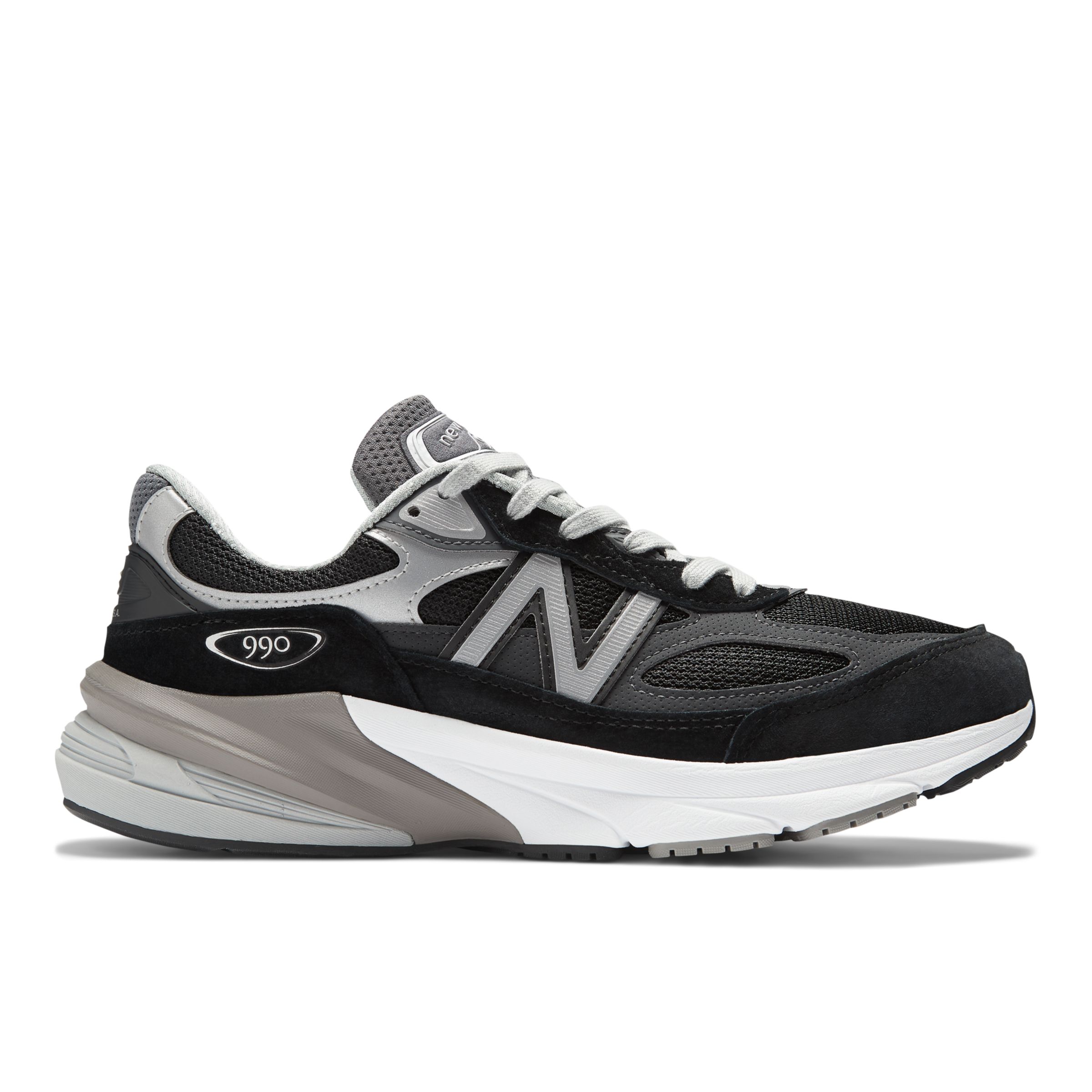 New Balance Men's Made in USA 990v6 in Black/White Suede/Mesh, size 7