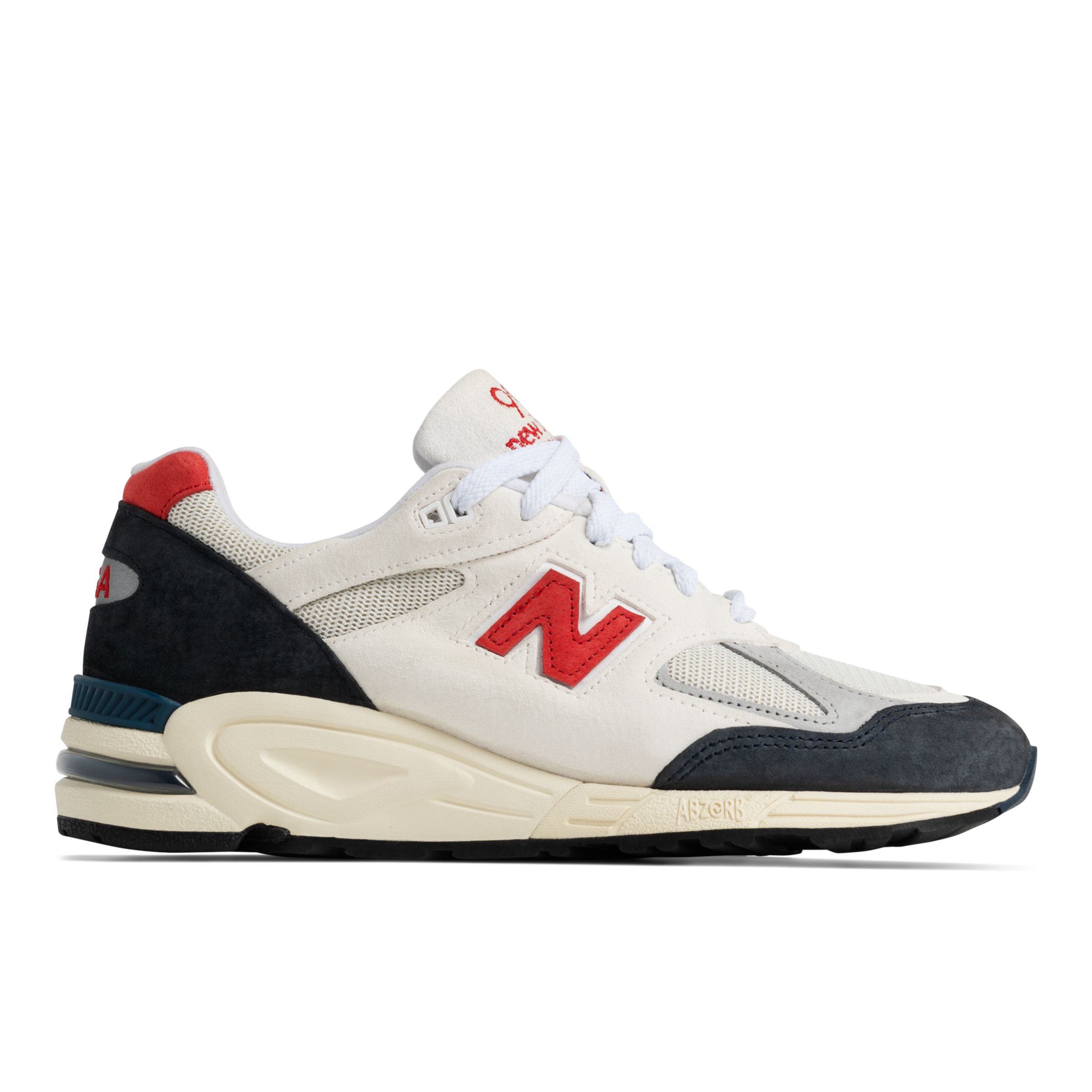 new balance 990 soldes Cinosural International School