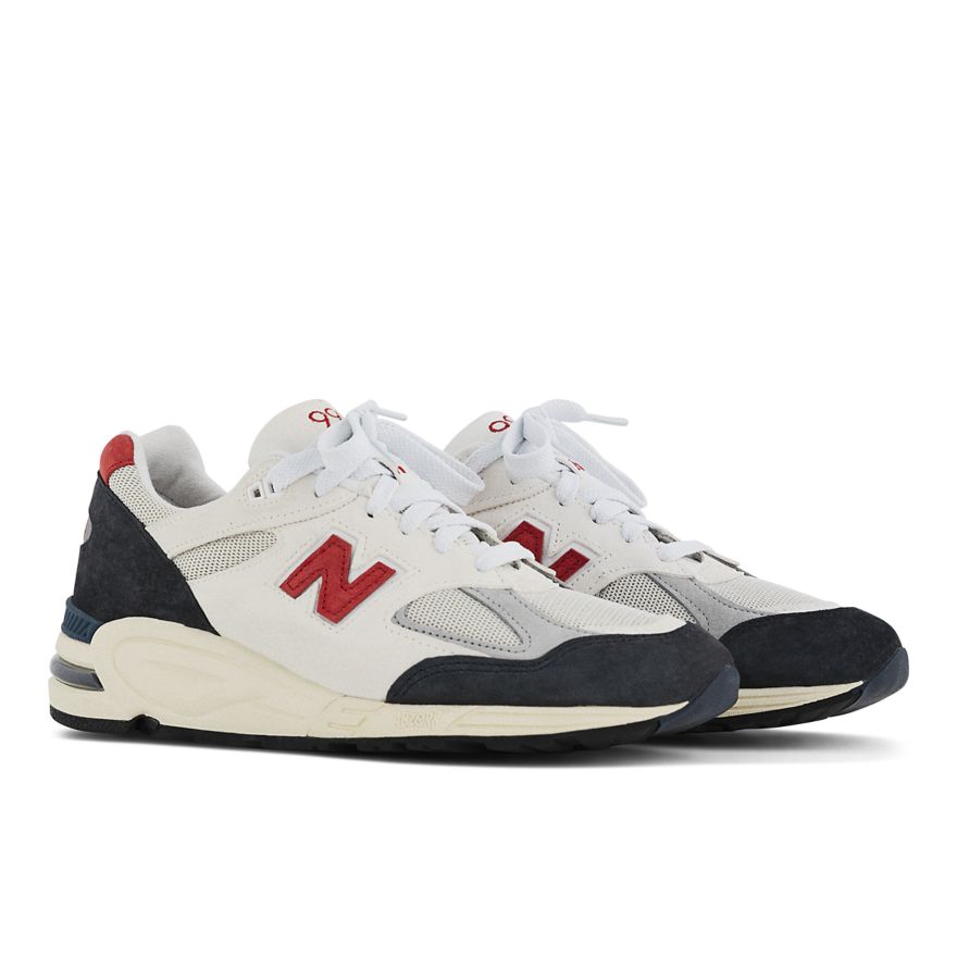 MADE in USA 990v2
