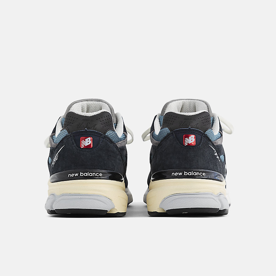Men's MADE in USA 990v3 Shoes - New Balance Men's MADE in USA 990v3 Shoes - New Balance