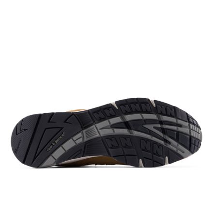 Made in UK 991V1 Luxe Suede