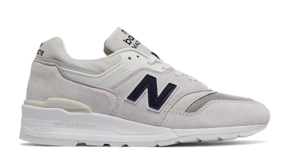 new balance sneakers 997 suede gris et noir