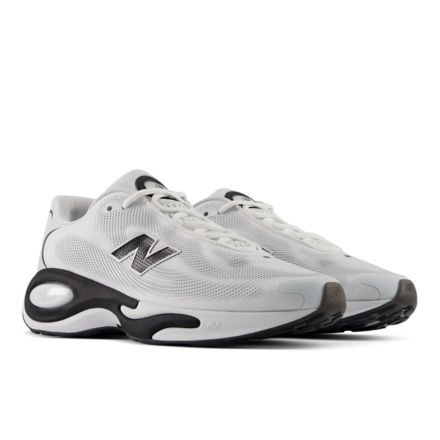 AC Runner, WHITE with BLACK with SILVER METALLIC, MACR11D7