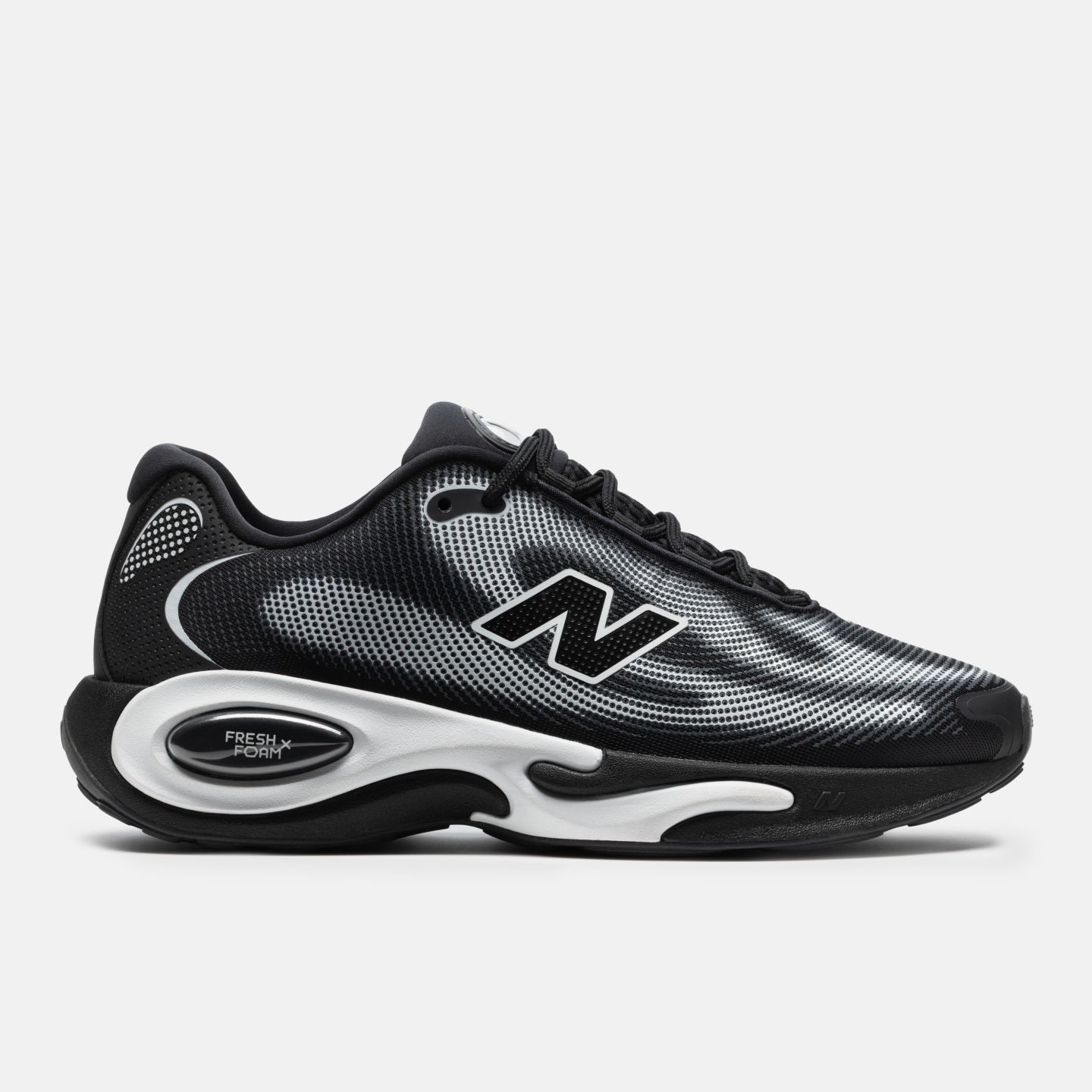Мужские кроссовки New Balance Klutch Athletics x NB AC Runner, цвет: Чёрный / Белый — фото 1