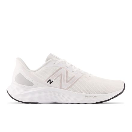 New balance fresh hot sale foam arishi sweatshirt